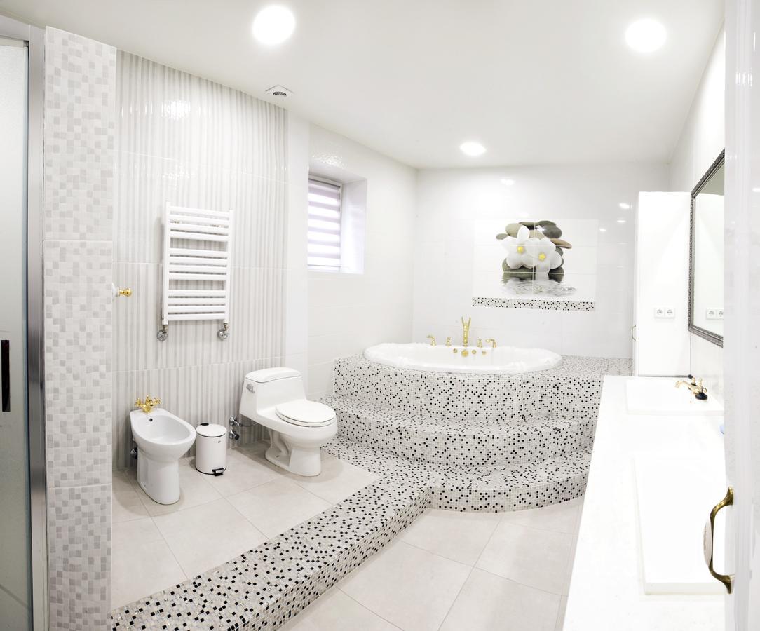 كييف Dating Hotel Cherry Twins (Adults Only) المظهر الخارجي الصورة